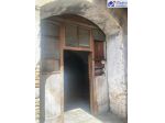 VENDESI LOCALE  COMMERCIALE   - VICO PERSICHILLO-NEL  CUORE DELLA CITTA'