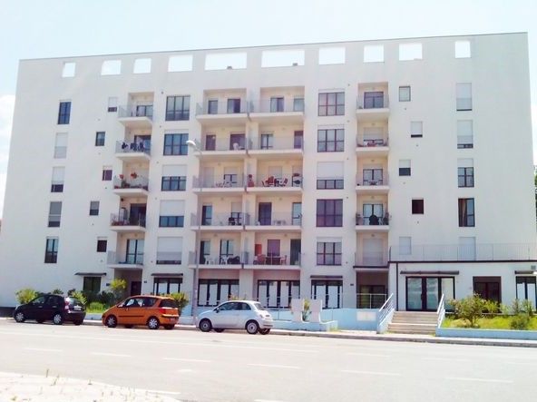 CAMERE a MT.100 UNIVERSITÀ IN APPARTAMENTO NUOVO - Foto 2