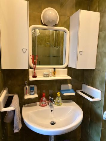 Stanza singola con bagno privato - Foto 6