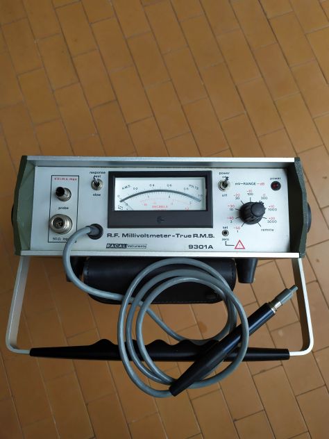 MILLIVOLTOMETRO RACAL-DANA 9301A - Foto 3