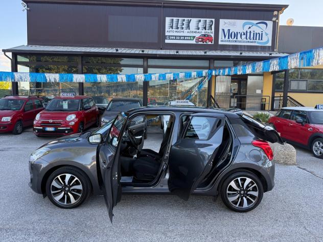 "UNA CHICCA" Suzuki Swift 1.2 Hybrid Top + GPL - Foto 5