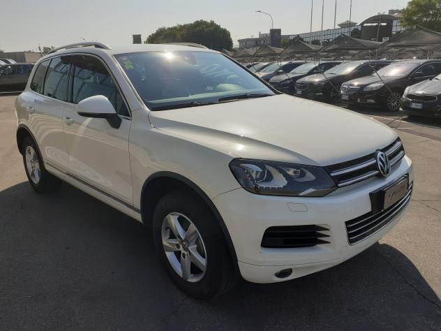Volkswagen Touareg 3.0 TDI tiptronic Executive-GARANZIA-1°PROP - Foto 3