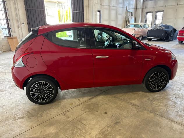 Lancia Ypsilon III 1.0 firefly HYBRID 5 Posti - Foto 6