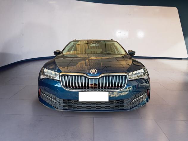 Škoda Superb Wagon 2.0 TDI EVO Executive 200 CV DSG - Foto 2