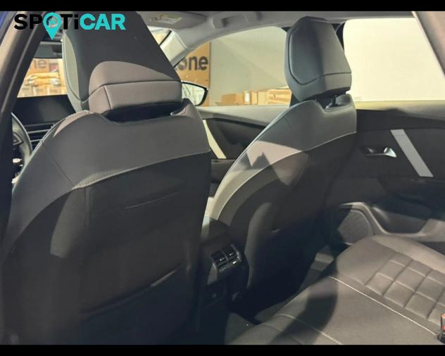 Citroën C4 III 1.2 hybrid Plus 145cv e-dcs6 - Foto 8