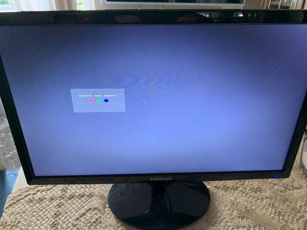 Monitor LCD Samsung S22D300 22 16:9 - Foto 4