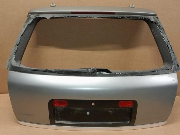 PORTELLO GRIGIO/ORO MET. CON MOT. (No Vetro) 999-U35964 Carrozzeria Lamierati esterni Portello Portello post. AUDI - A6 - 01-09-1997 - 01-06-2001,