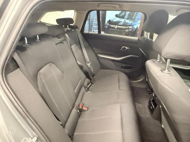 Bmw serie 3 sw 318d 48V Touring - Foto 6