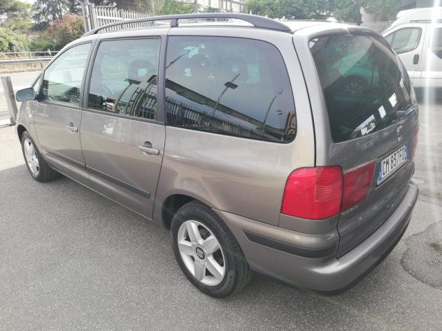 Seat Alhambra 1.9 TDI/130CV Stylance - Foto 4