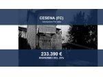 Immobile in asta di 247 m² con più di 5 locali e box auto in vendita a Cesena
