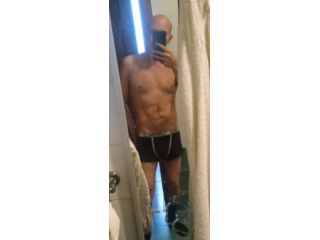 Massaggi - benessere Mortara - Ragazzo di 40'anni massaggiatore professionale anche xxx Tel:3292553782