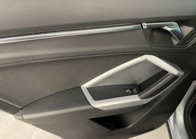 AUDI Q3 2.0 TDI 150 CV S-Tronic Quattro Business rif. 23630224 - Foto 9