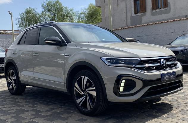 Volkswagen T-Roc R-Line 1.5 TSI 150CV DSG - Foto 3