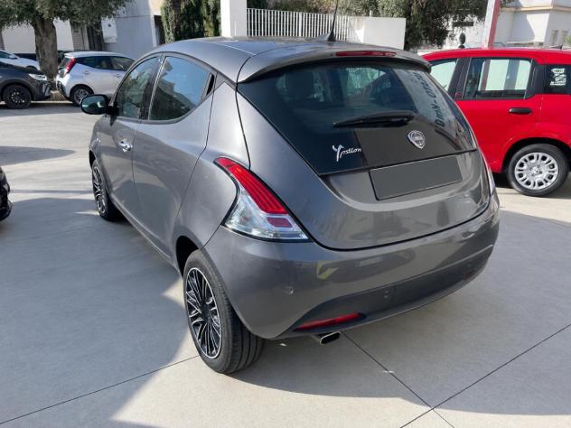 LANCIA - Ypsilon - 1.0 FireFly 5p.S&S Hybryd Gold - Foto 3
