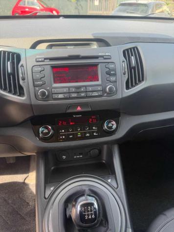 KIA Sportage 1.7 CRDI 2WD Cool rif. 24088595 - Foto 10
