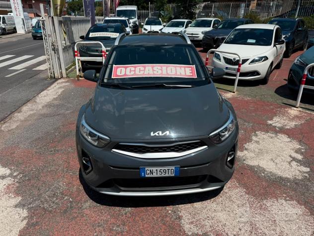 Kia Stonic 100 CV GT Line *CARPLAY* (IVA ESP) - Foto 2