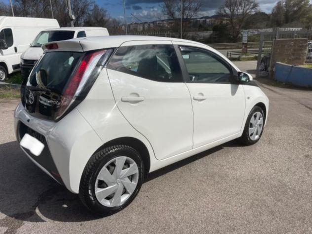 TOYOTA Aygo 1.0 VVT-i 69 CV 5 porte rif. 23444791 - Foto 8