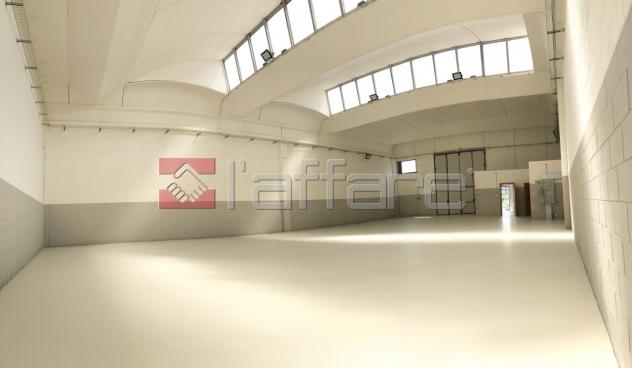Capannone commerciale in vendita a Montecatini-Terme 800 mq Rif: 899326