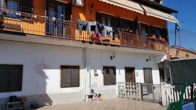 Appartamento in Frazione Pratoregio