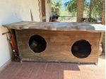 Cuccia per cani grande in legno – da sistemare – quasi gratis