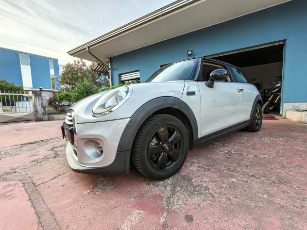 Mini 1.5 Cooper D NEO PATENTATI SOLO 142MILA KM EURO6!!!!