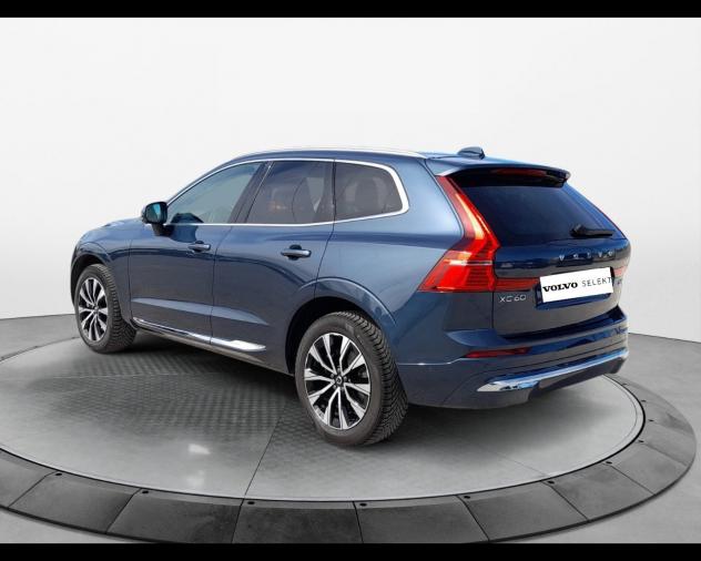 Volvo XC60 (2017---) B4 (d) AWD automatico Plus Bright - Foto 3