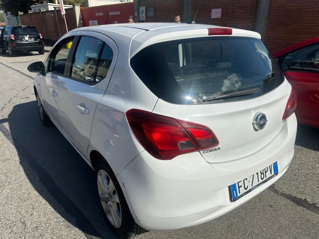 OPEL CORSA 5A SERIE anno 2016 - Foto 4