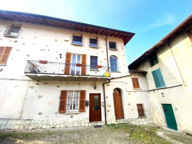 ATTICO DI 120 MQ CON POSTO AUTO A OLGIATE MOLGORA - Foto 2