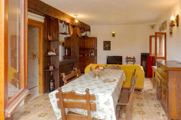 Casa semindipendente in vendita a Zeri 120 mq Rif: 1310506 - Foto 3