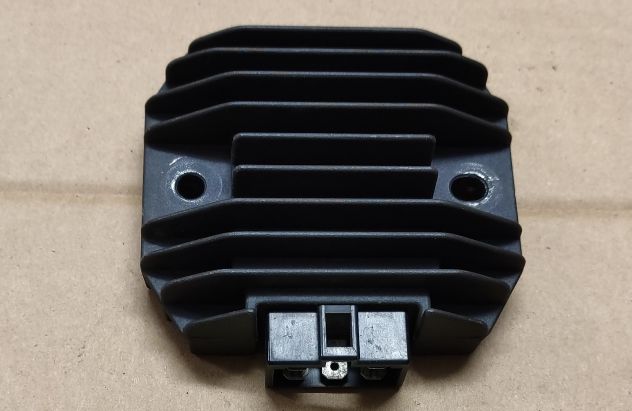 Regolatore di tensione YAMAHA / KAWASAKI