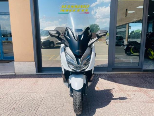 HONDA Forza 350 DELUXE TUTTO INCLUSO ANCHE PASSAGGIO! MINI RATE rif. 23996011 - Foto 4