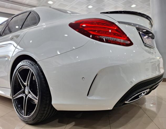 Mercedes C220d 4Matic AutPremium AMG - Foto 8