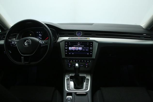 Volkswagen Passat 2.0TDI 150CV Business BMT DSG Winter pack/Park Pilot - Foto 9