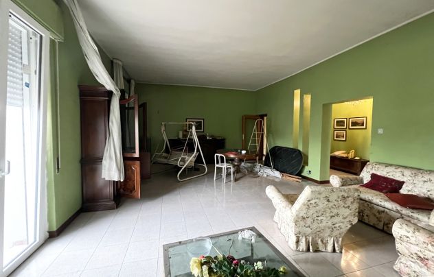 Ampio appartamento con balcone e Terrazza - Foto 2