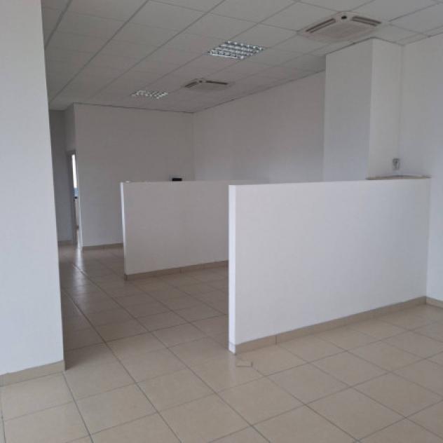 Immobile di 140 m² in affitto a Fiorano Modenese - Foto 7