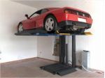 Ponti sollevatori per alloggiare due auto in box