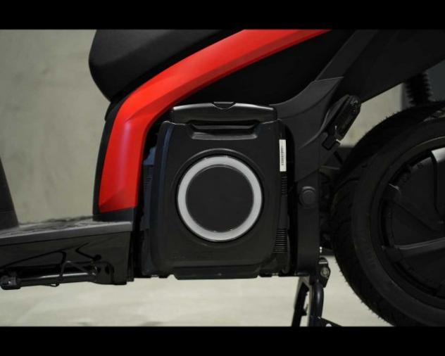 SEAT eScooter eScooter 125 Red R9kW MY 23 rif. 22278331 - Foto 9