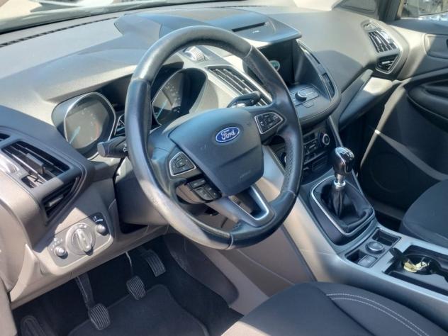 Ford Kuga II 2017 1.5 tdci Titanium s&s 2wd 120cv my18 - Foto 9