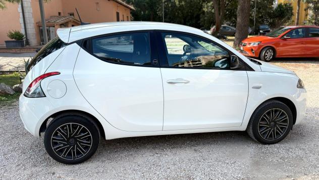 Lancia Ypsilon Ypsilon 1.0 firefly hybrid Gold s&s 70cv PRONTA CONSEGNA - Foto 3