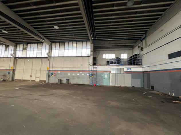 Immobile di 1700 m² con 3 locali in affitto a San Zeno Naviglio - Foto 4