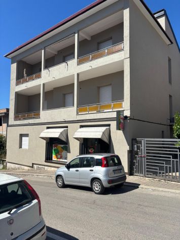 Ampio appartamento con balcone e Terrazza - Centro Storico - Foto 3