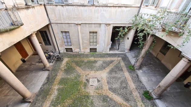 PICCOLO BILOCALE SU 2 LIVELLI PAVIA CENTRO STORICO/CORSO MAZZINI - Foto 10