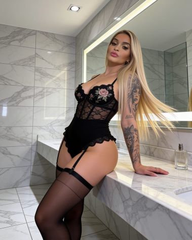 Bellissima bionda disponibile - Foto 2 Tel:3520429023