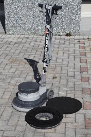 Pulizie professionali e di ufficio