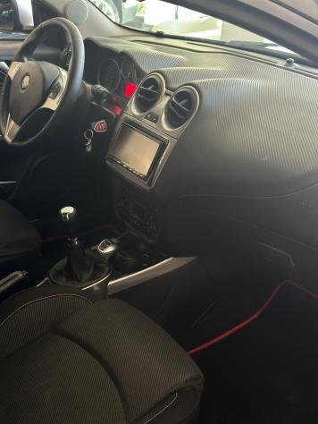Alfa Romeo MiTo 1.4 T 120 CV GPL Distinctive - Foto 10