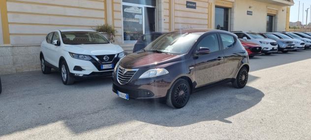 Lancia Ypsilon 1.2 Elefantino Rosa