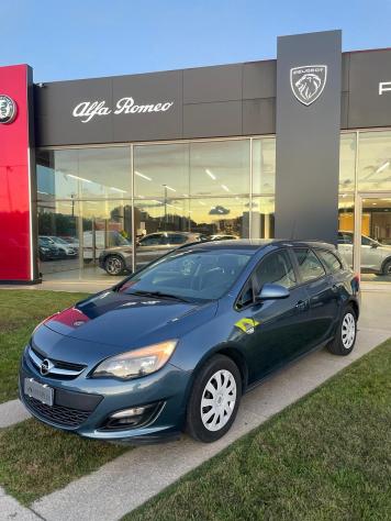 Opel Astra 1.4 Turbo 140CV Sports Tourer Cosmo