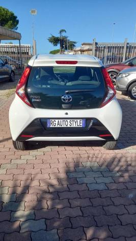 TOYOTA Aygo Connect 1.0 VVT-i 72CV 5 porte rif. 22788918 - Foto 4