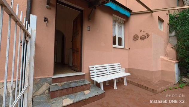 Bilocale con ingresso indipendente e corte di proprietà esclusiva - Foto 8