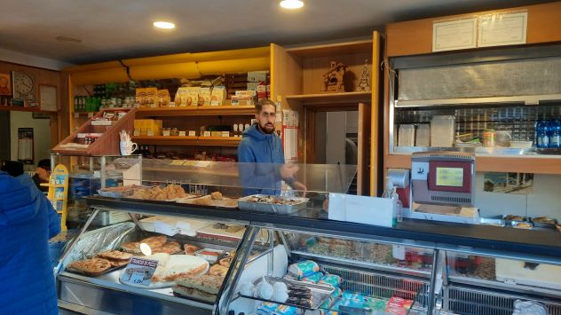 PANIFICIO A CORSICO 150 MQ ANGOLARE ADATTO A GASTRONOMIA PAN CAFFE' - Foto 5